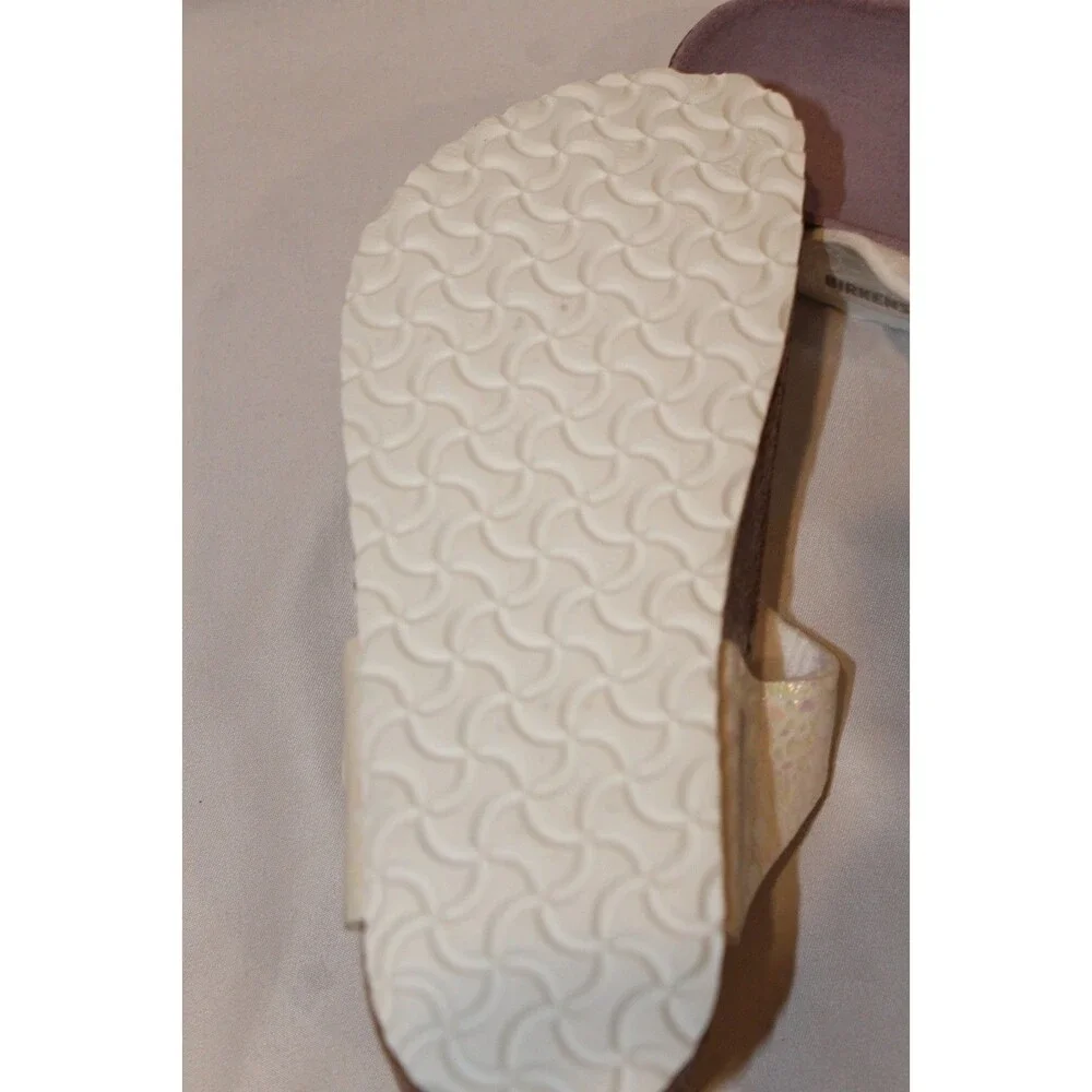 BIRKENSTOCK KIDS GIZEH PATENT LEATHER SANDALS REGULAR‎ FIT EU 31